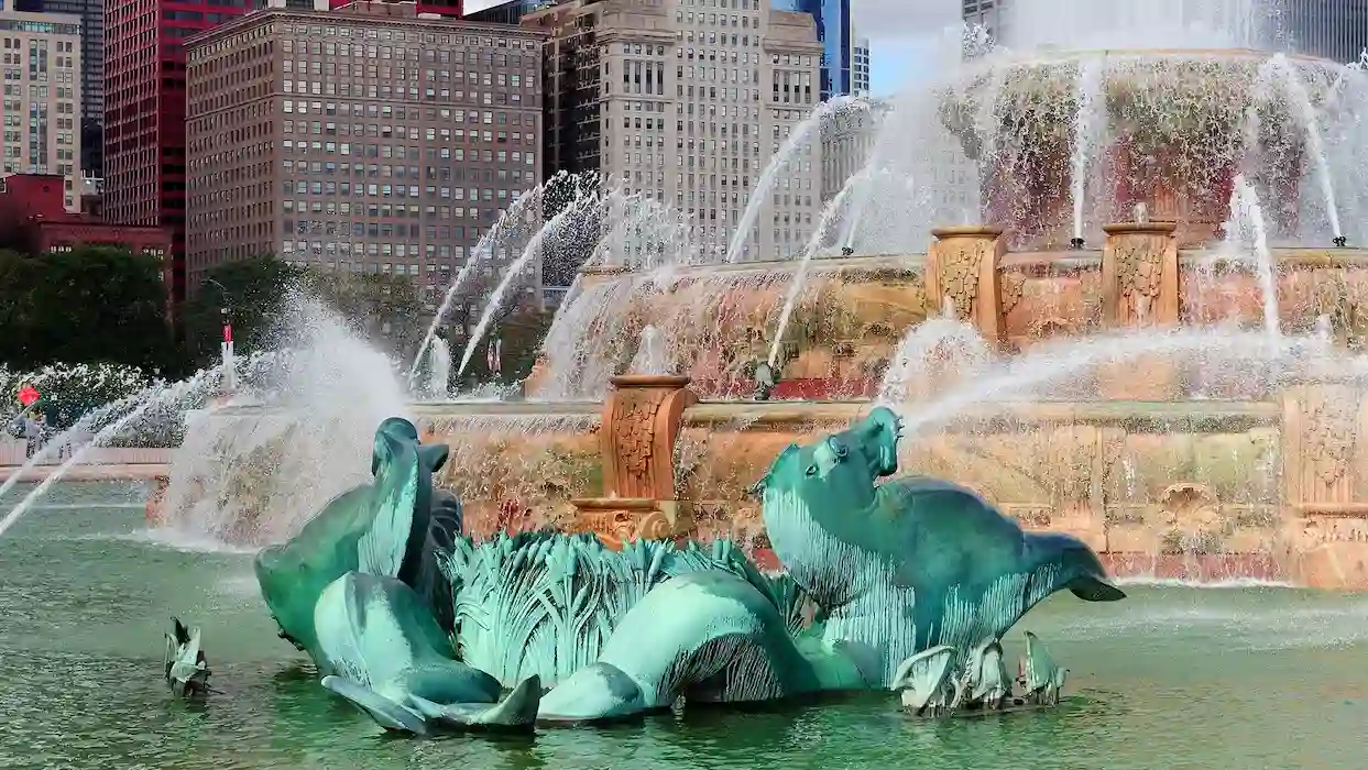 chicago-buckingham-fountain-1 (1)
